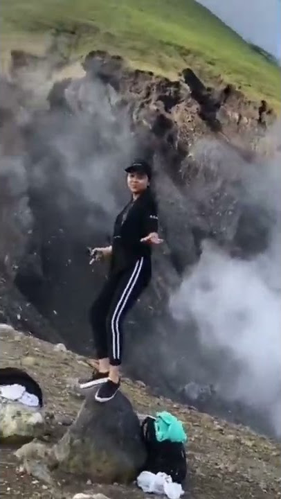 GOYANG TIKTOK DIATAS GUNUNG || STORY WA #shorts