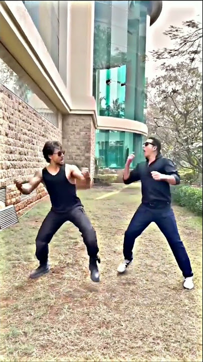 MAIN KHILADI ( Selfiee ) - Akshay Kumar | Emraan Hashmi | Anu Malik | Tanishk | Udit N | Abhijeet |