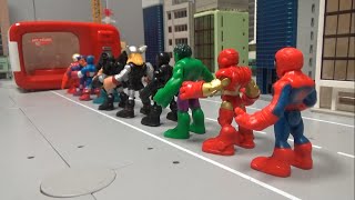 Spiderman 10 Super Heroes enter microwave 스파이더맨 10명 슈퍼히어로 전자렌지 들어가기