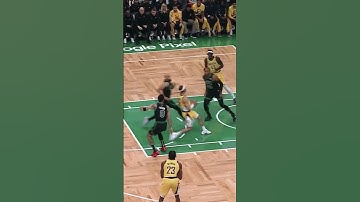 Andrew Nembhard finds Pascal Siakam for the slam dunk!