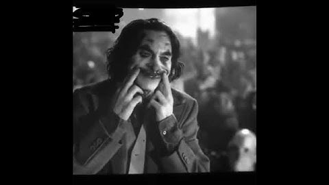 TERSENYUM LAH HADAPi DENGAN SenYUmAn  [JOKER]