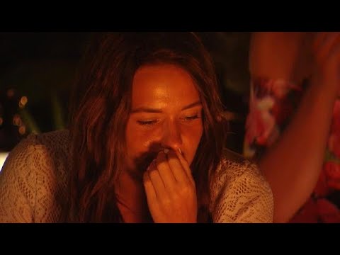 Megan in SHOCK bij eerste kampvuur!  - TEMPTATION ISLAND