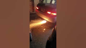 Honda Civic Shoots HUGE FLAMES!! 1320 uel headers w/ skunk2 megapower