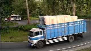 Bus Tentrem gas pool ngeblong ditikungan tajam jalur tengkorak lahor karangkates mlg 