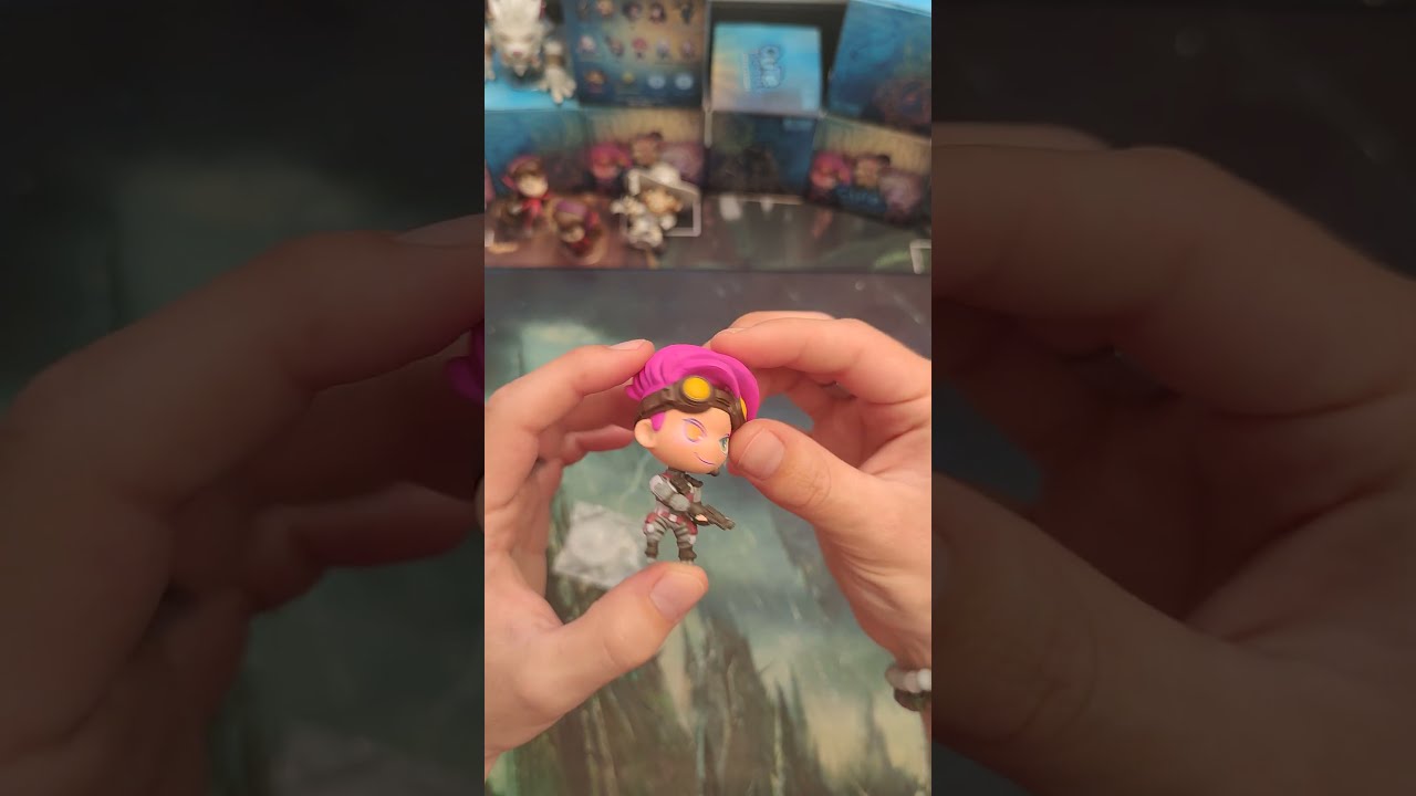 Opening Blizzard CUTE BUT DEADLY Figure Series 4 Overwatch