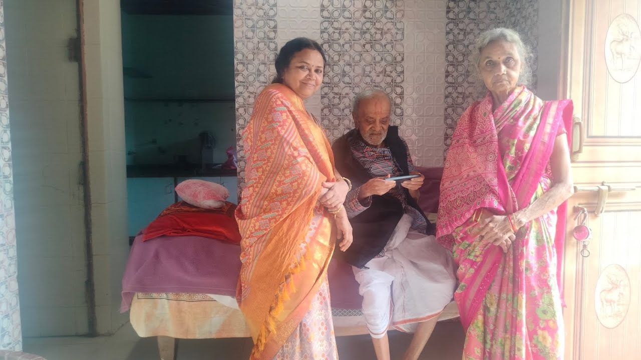 આકોલા થી રાજકોટ  akola to Rajkot  Shree Rasikray ji