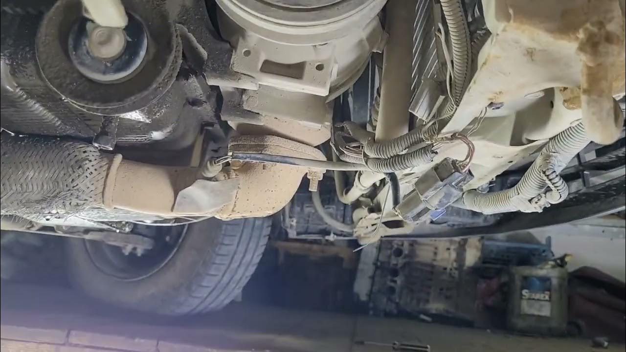 Как открутить болт шкива коленвала на автомобилях Daewoo Lanos, Daewoo Nexia, Ch