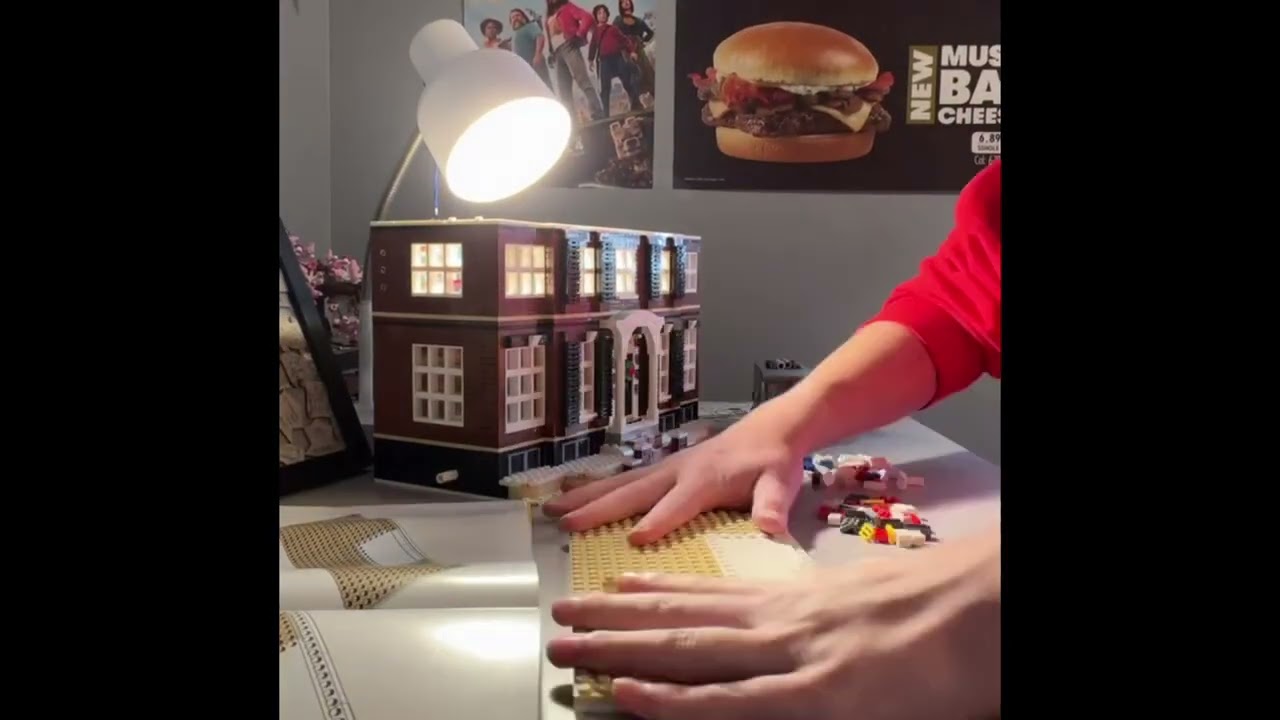 Home Alone Lego Set Timelapse