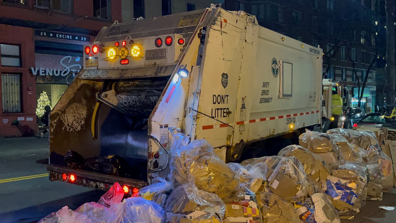DSNY Heil Rear Loader Garbage Trucks Packing Bag Piles