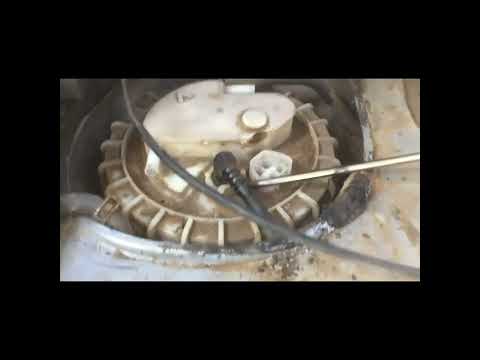 TOYOTA YARIS - HOW TO REMOVE FUEL PUMP