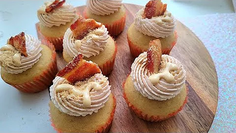 Maple Bacon Cupcakes in a Pinch | Quick & Simple