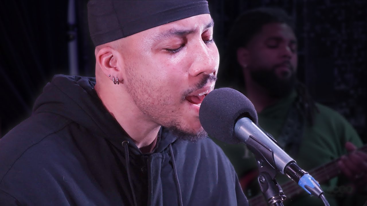 Watch Low.bō - 4Cee Sessions | Live Performance on YouTube Watch Low.bō - 4Cee Sessions | Live Performance on YouTube