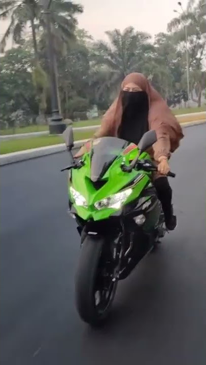 #shorts  Viral Ukhty Bercadar bawa kawasaki ZX25R #zx25r #ukhty