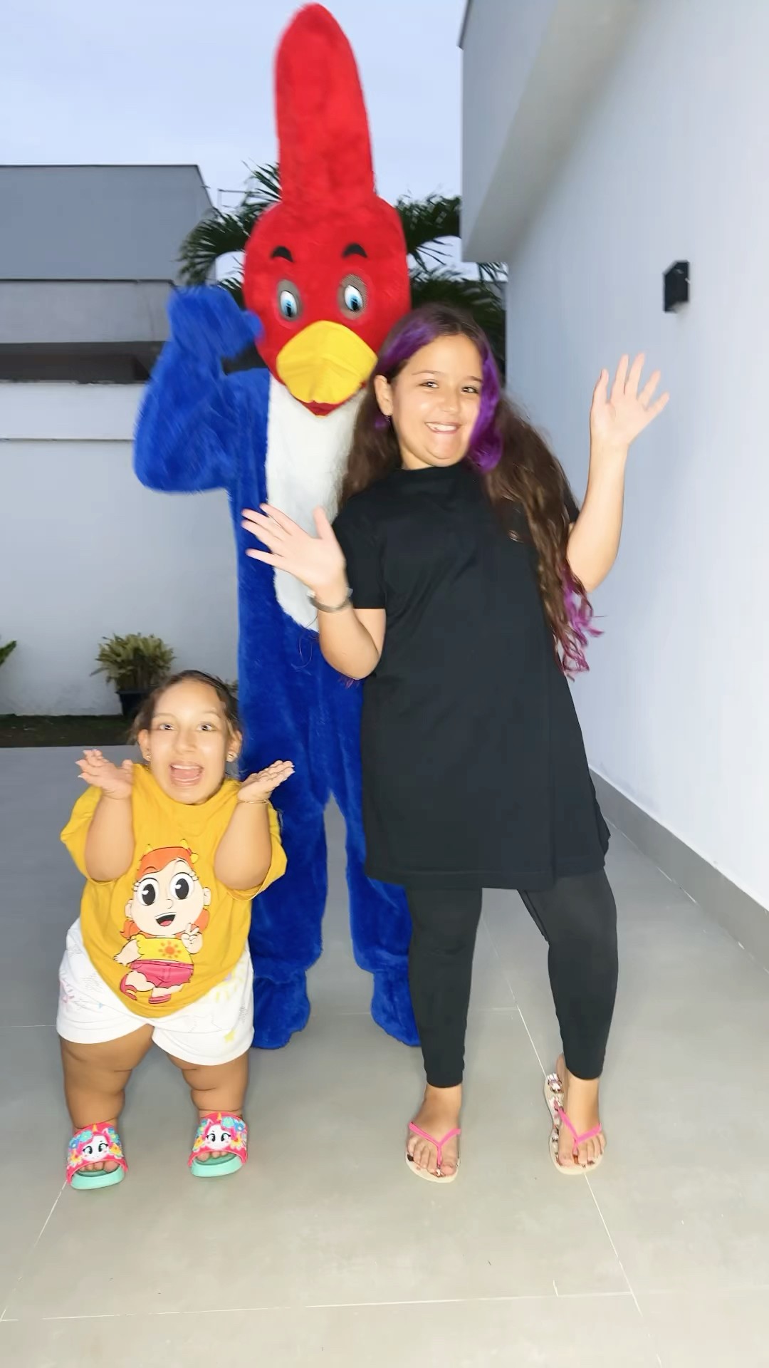TIK TAKA com MC Divertida, Gigi e Pica-pau | Música para crianças