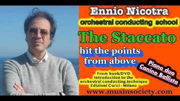 Learn conducting technique  with Ennio Nicotra: Hit the points from above during the staccato