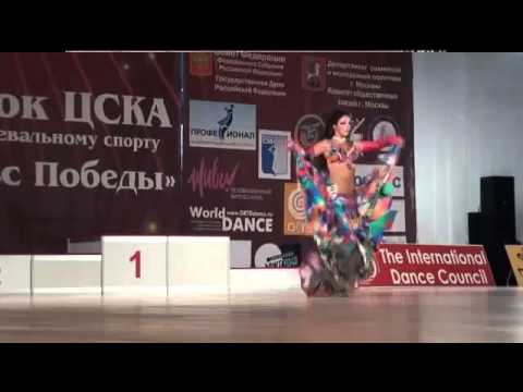 Узбекская песня Танец живота в цветном Сурнай Лазги