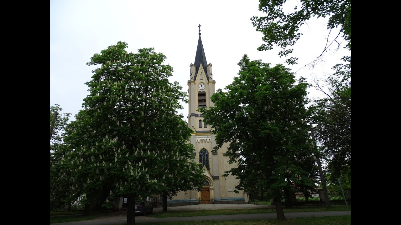 Csorvás(H) A Nagy Szent Teréz templom harangjai
