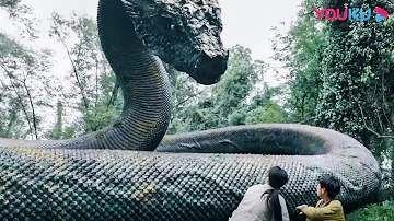 The boy became friends with a big snake when running from a monster! | Snake 3 | YOUKU MONSTER MOVIE