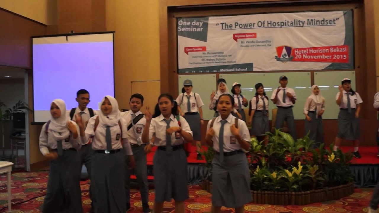  Anak  Sekolah  Chrisye Theatrical SMK  Pariwisata Metland 