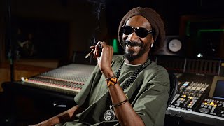 Snoop Dogg & Wiz Khalifa - Big Snoop Has That Fire