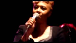 Emeli Sandé - Tiger (Live in Berlin)