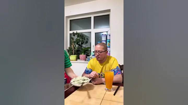 老婆也太狠了#拒绝浪费光盘行动 #幸福的一家人 #家庭趣事狠了#拒绝浪费光盘行动 #幸福的一家人 #家庭 - 天天要闻