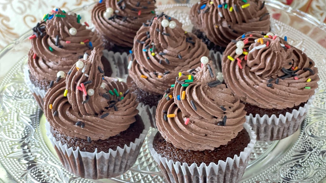 Chocolate Cup Cakes with Butter Cream Frosting | How to make Chocolate ...