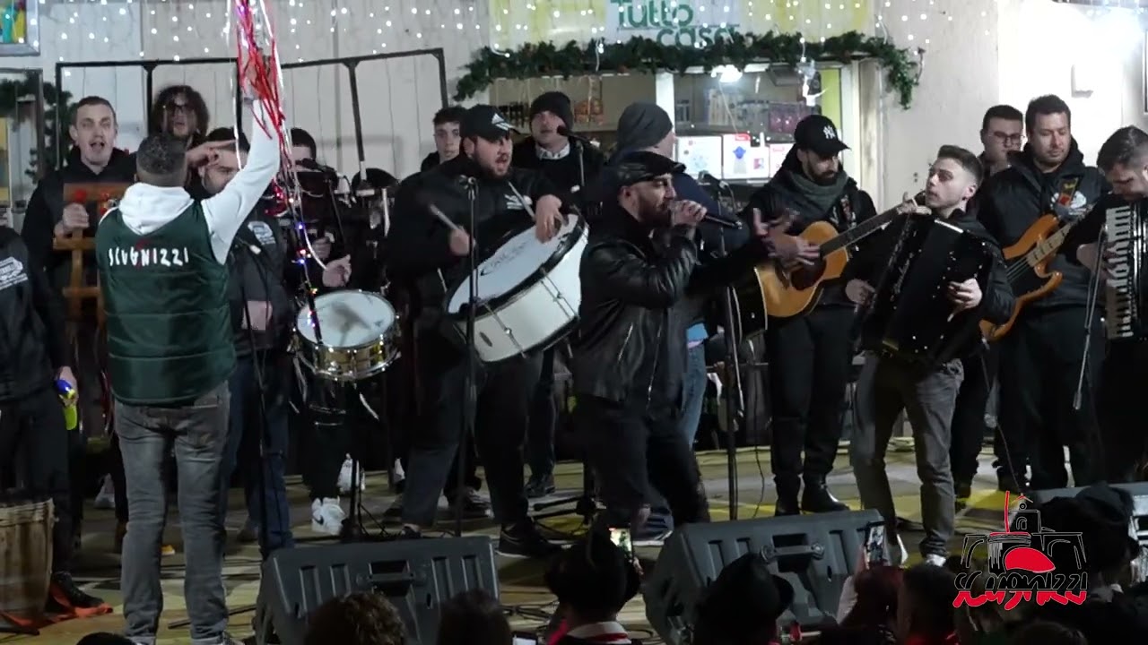 Buco Buco Sessa Aurunca -Scugnizzi 2023- 5 Gennaio 2024 piazza Lucilio live