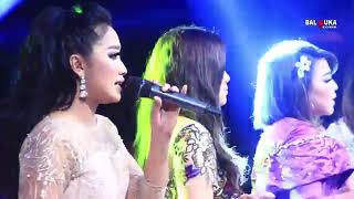 Siapa Yang Punya - Anisa Rahma \u0026 Gerry Mahesa - New Pallapa