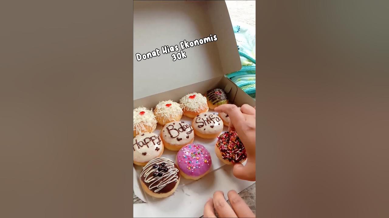 Donat Hias, Donat Ulang tahun ekonomis #donat #donatbomboloni #donuts #idejualan #cakedecorating Donat Hias, Donat Ulang tahun ekonomis #donat #donatbomboloni #donuts #idejualan #cakedecorating