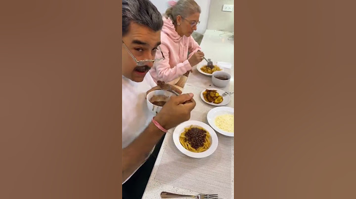 #viralvideo #nicolasmaduro recibe #criticas en #redes por mezclar #frijoles con un plato de #pastas