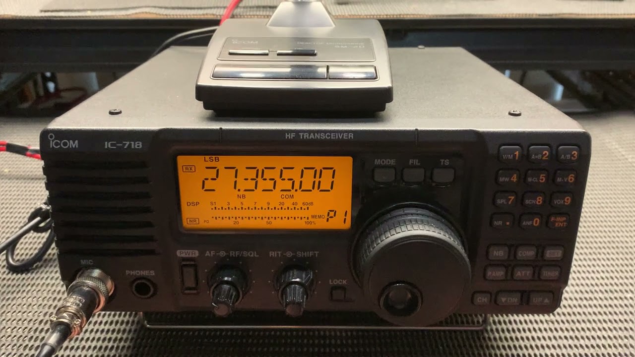 ICOM IC-718, A great radio for the beginner.