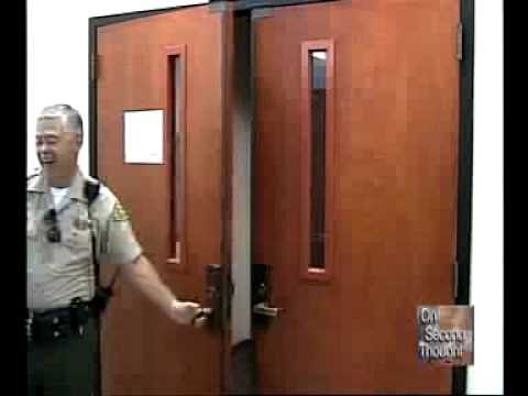 Michael Jackson TRIAL - - Bailiffs - - May 25, 2005 footage