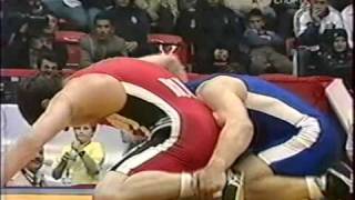 Makhach Murtazaliev (RUS) vs ElbrusTedeev (UKR), 2004 ECh