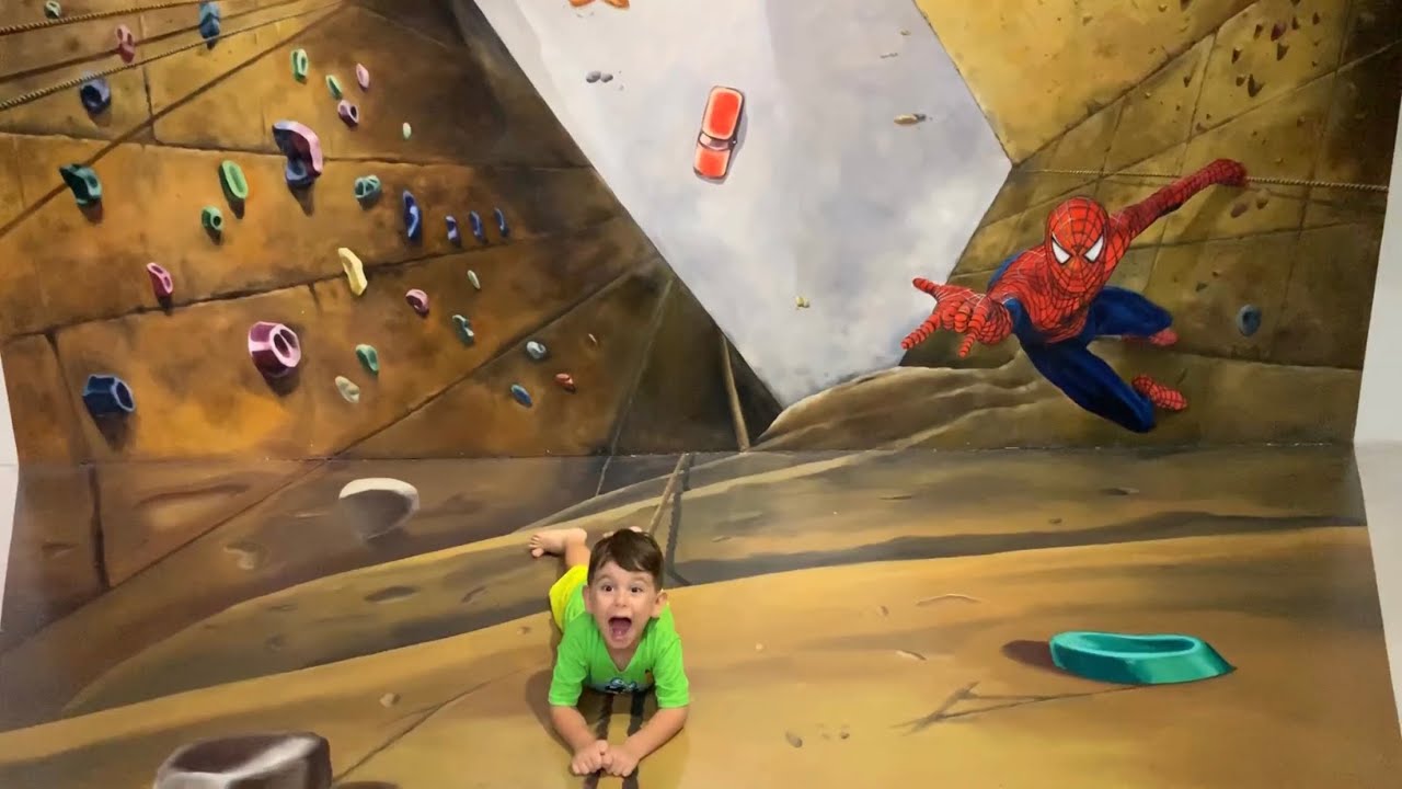 Yusuf’u 3 d müzede Spiderman kurtarabilecek mi?😱Godzilla Yusuf’u yiyebilecek mi?🤪Çok heyecanlııı😍