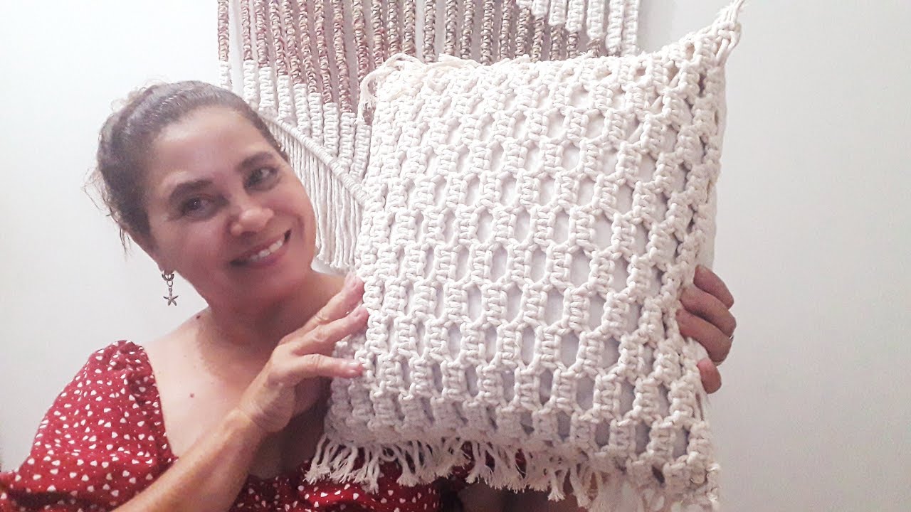 Tutorial/ Almofada com macramê/fácil de fazer