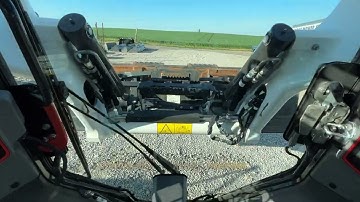 52879 - 2024 BOBCAT T64 TRACK LOADER