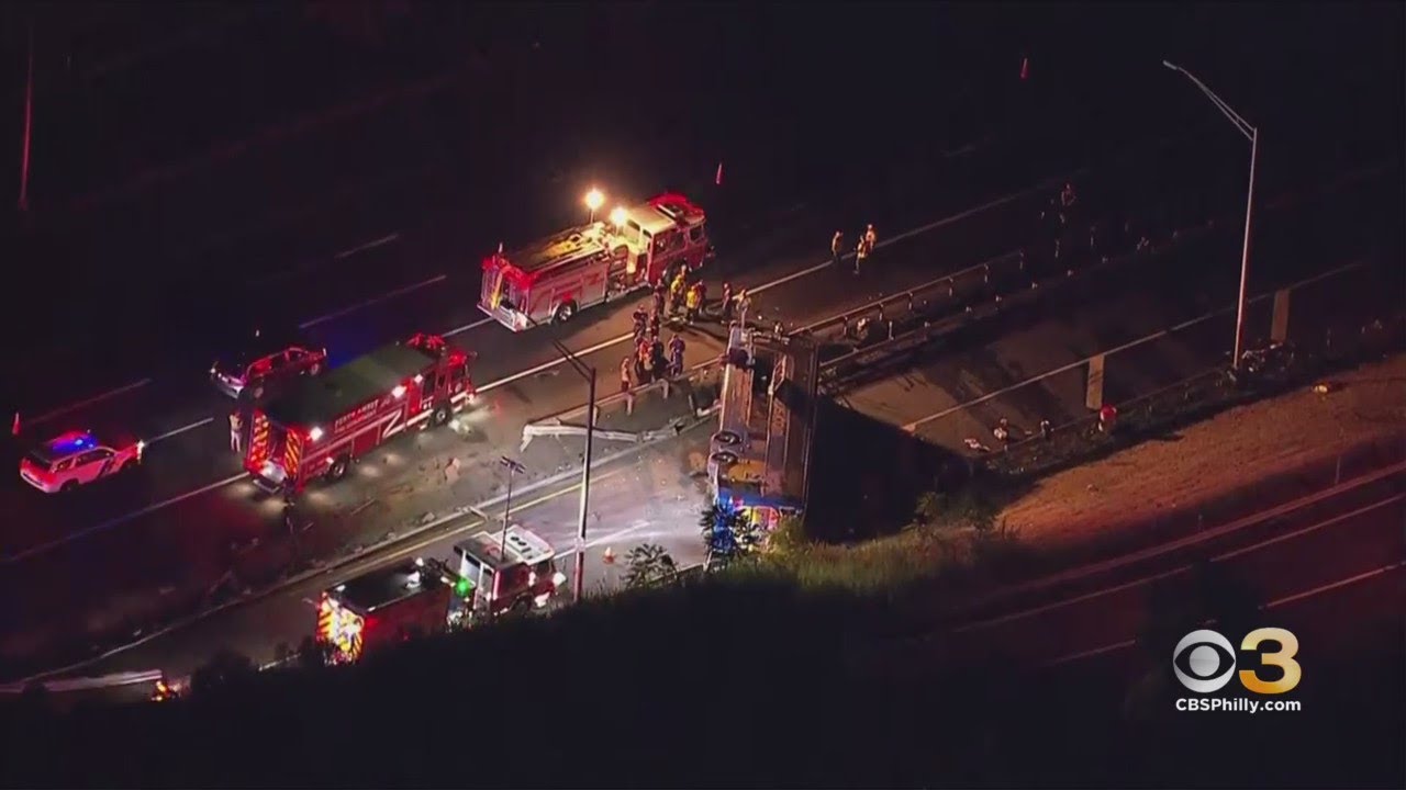 Police investigating fatal crash on New Jersey Turnpike - YouTube