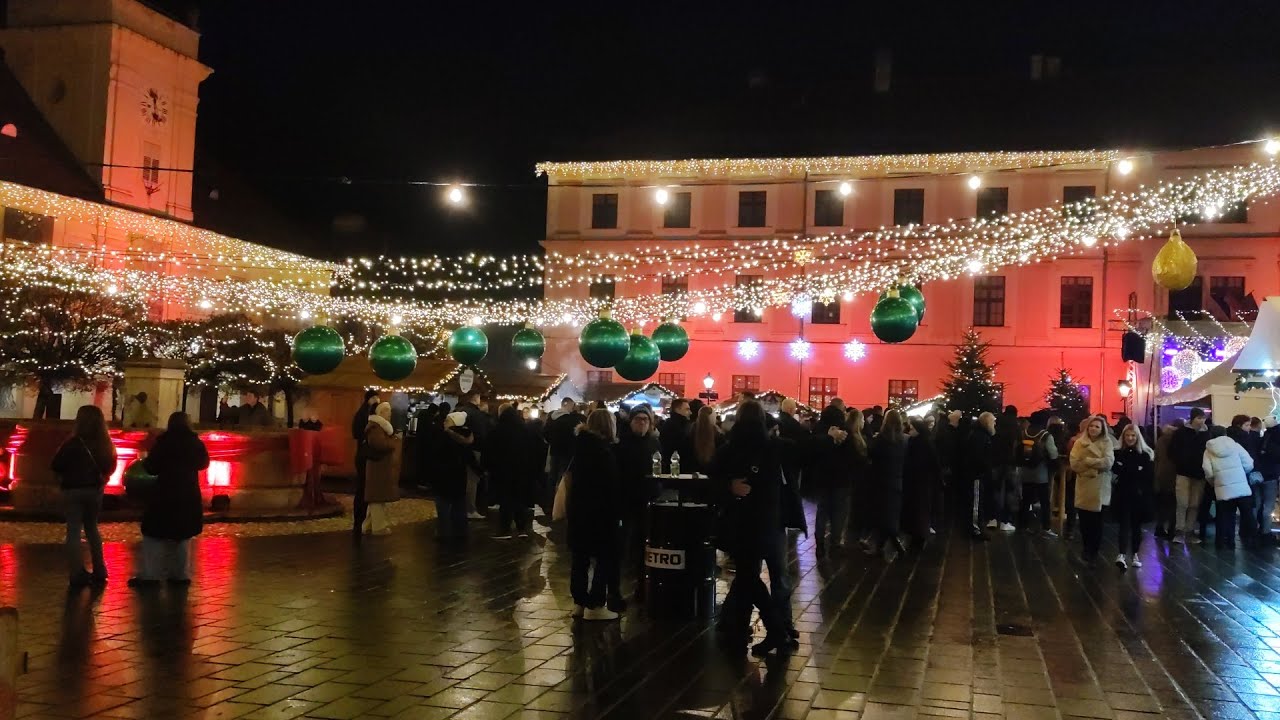 29.11.2025 | subota | Advent u Osijeku otvoren je u čarobnoj atmosferi Tvrđe