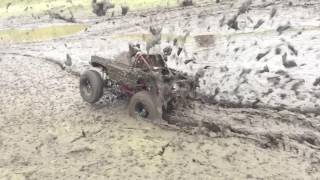 RC Mudding Bounty Hole