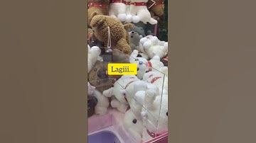 Thumbnail of SERUNYA NANA MAIN MESIN CAPIT BONEKA DI MALL #mesincapit #mesincapitboneka #playground #shorts