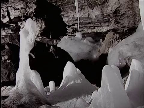 Video: Udflugt Til Kungur Ice Cave