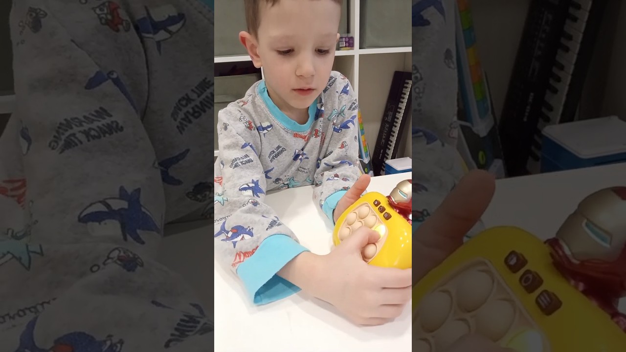 Обзор на электронный Pop It