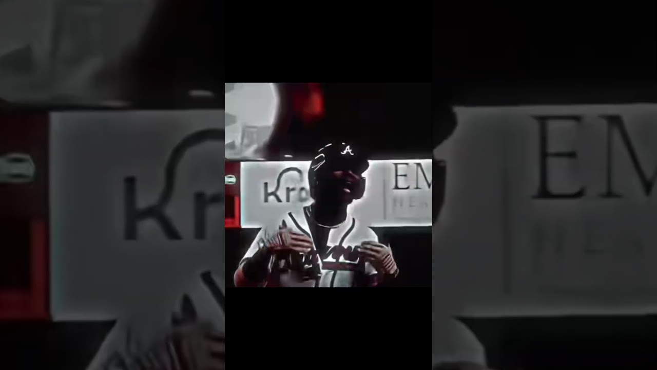 PERFECT TIMING 👊⚾️ | 