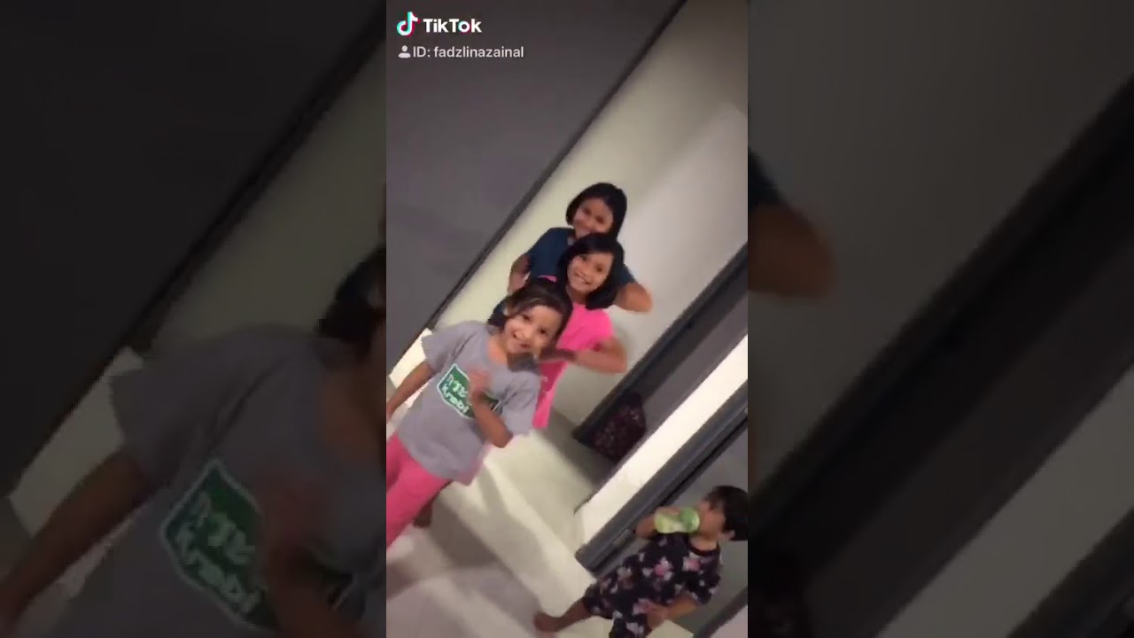Tik tok spongebob - YouTube
