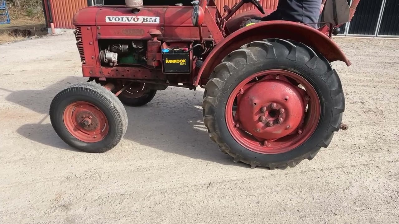 Traktor VOLVO T 24