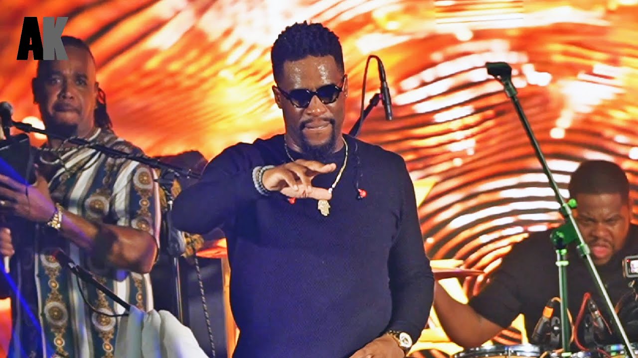 VALIDE KRAZÉ QUEENS NEW YORK PLAT - OU RIVE SOU MWEN LIVE @ MOOLIGHT CORNER 12/30/2024