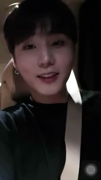 YOUNG K DAY6 singing 'Separuh aku' from Noah🖤