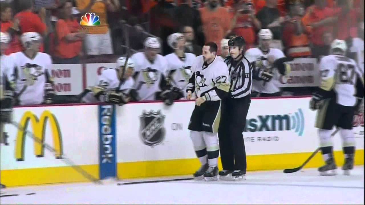 3rd period brawl pittsburgh penguins vs philadelphia flyers 4 15 12 1970s phi flyers fights