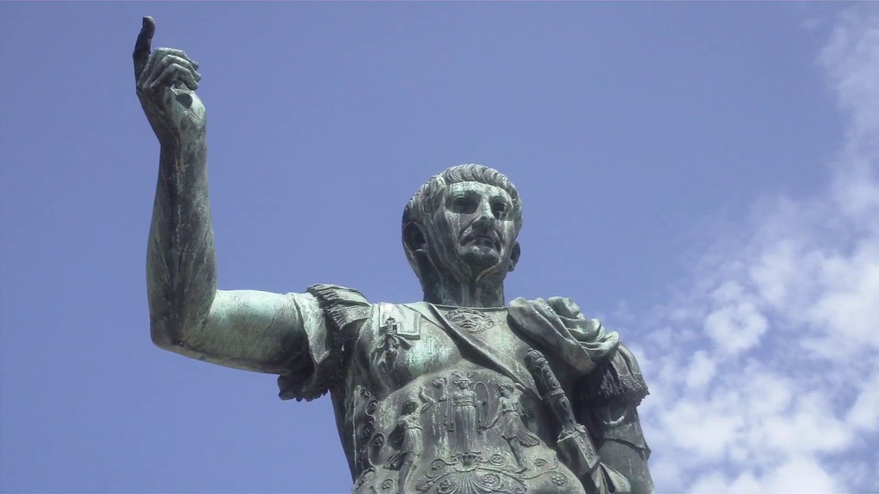 Statue degli Imperatori romani via dei Fori imperiali Rione Monti ( Roma ) YouTube